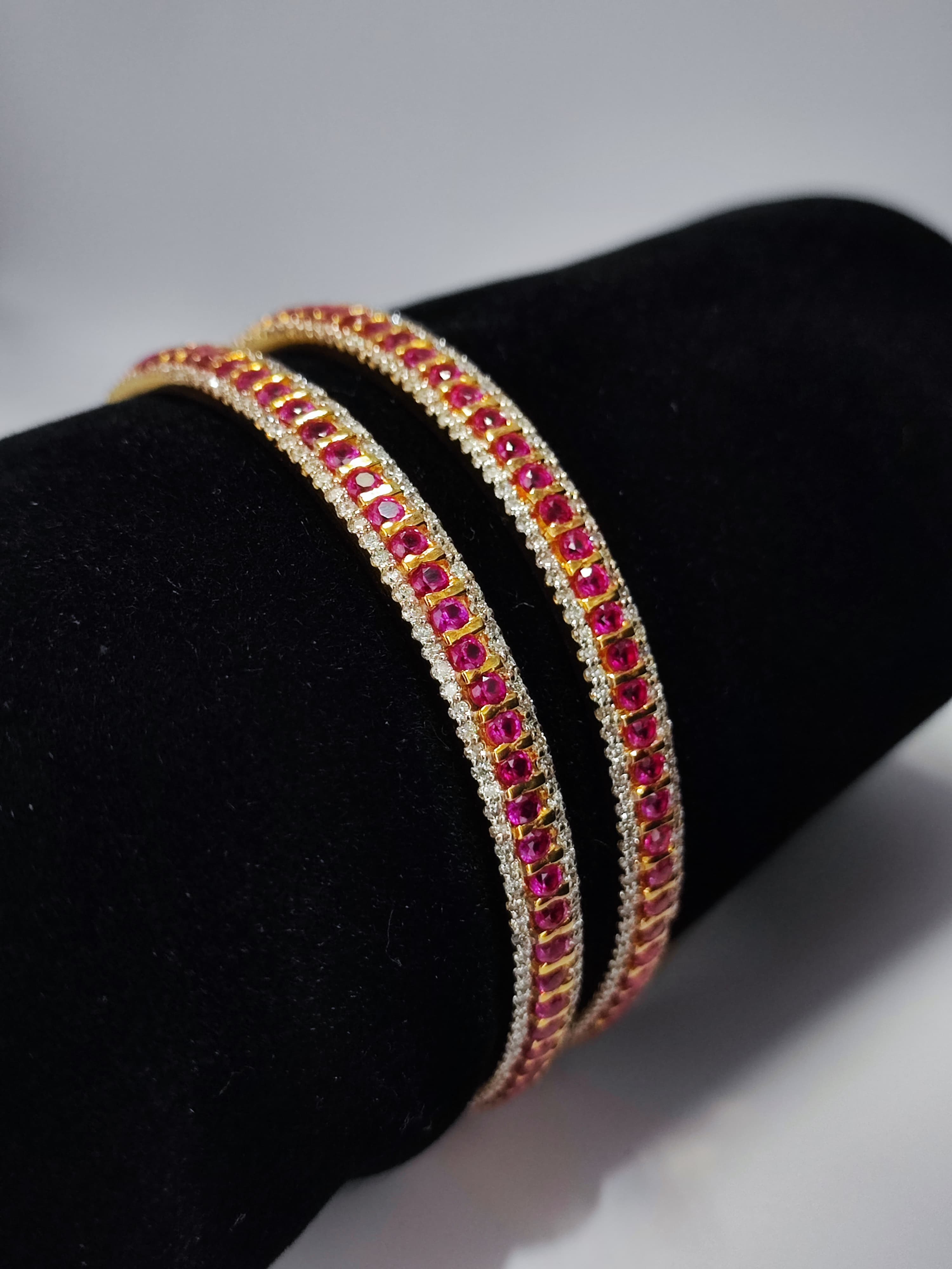 Aristocratic Aura Diamond Bangles